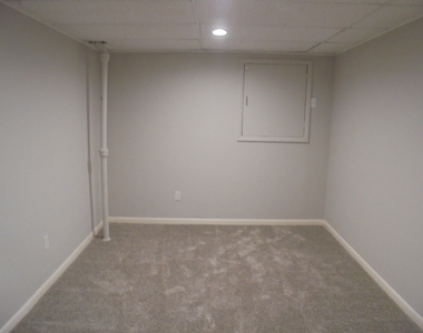 1130 Laurel Drive - Photo Thumbnail 31