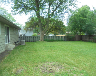 1130 Laurel Drive - Photo Thumbnail 33