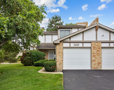 1525 Columbia Court - Photo Thumbnail 1