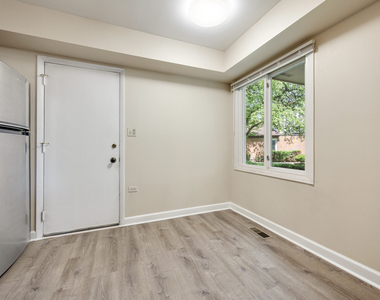 1525 Columbia Court - Photo Thumbnail 5
