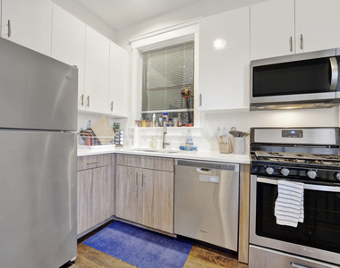 3932 N Sheridan Road - Photo Thumbnail 5