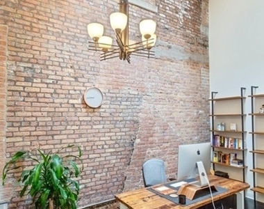 215 N Aberdeen Street - Photo Thumbnail 14