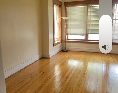 6939 N Hamilton Avenue - Photo Thumbnail 5