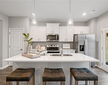 1112 Elyse Lane - Photo Thumbnail 3