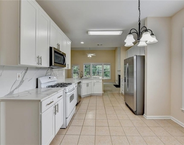 5073 Aurelia Trl - Photo Thumbnail 14