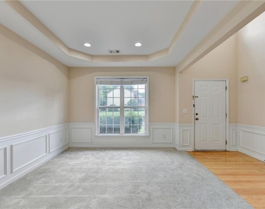 5073 Aurelia Trl - Photo Thumbnail 11