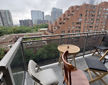 1 E 8th Street - Photo Thumbnail 11