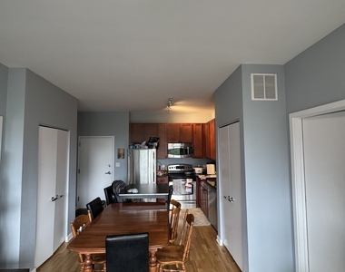 1 E 8th Street - Photo Thumbnail 13