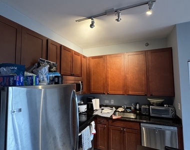 1 E 8th Street - Photo Thumbnail 1