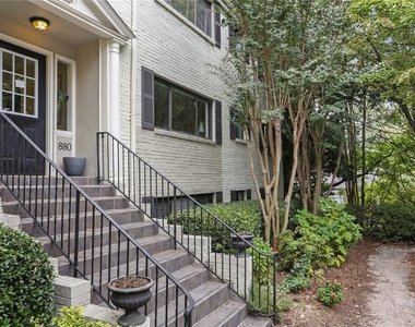 880 Glendale Terrace Ne - Photo Thumbnail 17