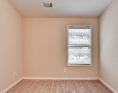 3292 Willow Oak Drive - Photo Thumbnail 39