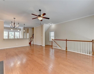 3292 Willow Oak Drive - Photo Thumbnail 8