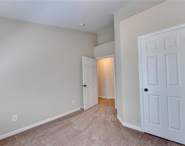 3292 Willow Oak Drive - Photo Thumbnail 36