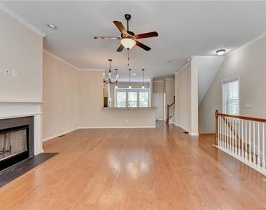 3292 Willow Oak Drive - Photo Thumbnail 9