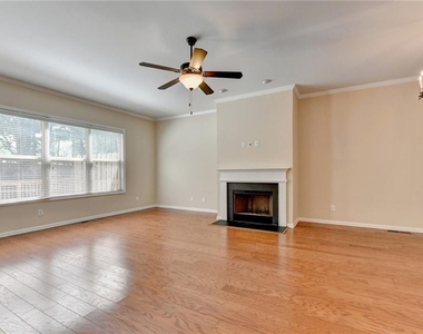3292 Willow Oak Drive - Photo Thumbnail 3