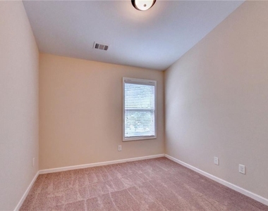 3292 Willow Oak Drive - Photo Thumbnail 38
