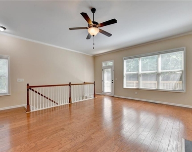 3292 Willow Oak Drive - Photo Thumbnail 6
