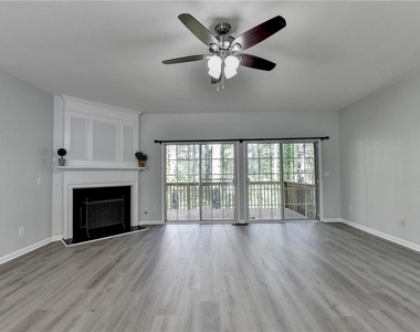 3977 Howell Park Road - Photo Thumbnail 8