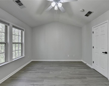 3977 Howell Park Road - Photo Thumbnail 17