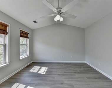3977 Howell Park Road - Photo Thumbnail 21