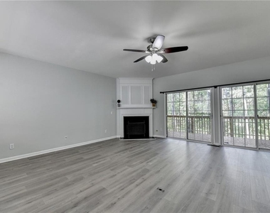 3977 Howell Park Road - Photo Thumbnail 7