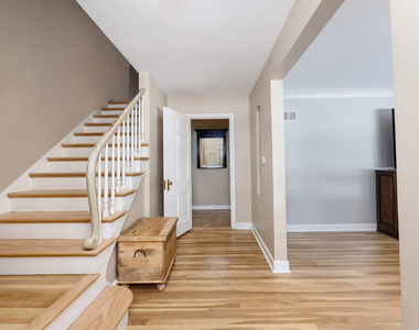 259 Cornell Avenue - Photo Thumbnail 4