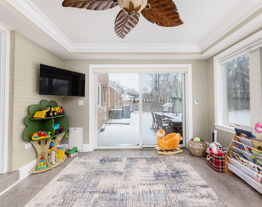 259 Cornell Avenue - Photo Thumbnail 13