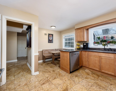 259 Cornell Avenue - Photo Thumbnail 19