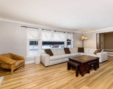 259 Cornell Avenue - Photo Thumbnail 8