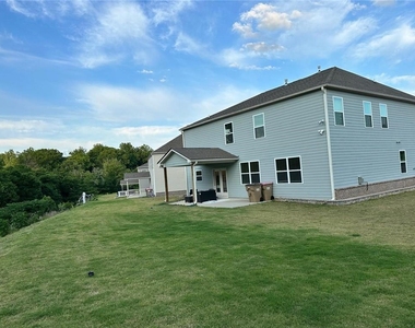 5595 Loring Street - Photo Thumbnail 13