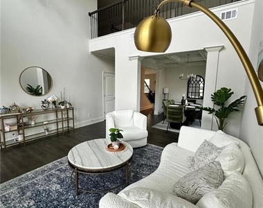 5595 Loring Street - Photo Thumbnail 11
