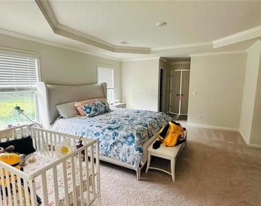 5595 Loring Street - Photo Thumbnail 6