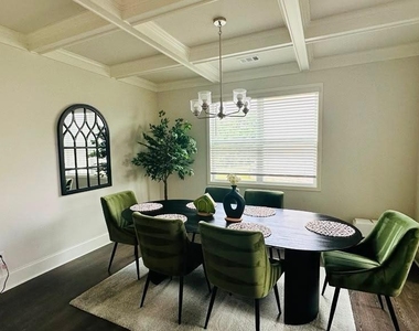 5595 Loring Street - Photo Thumbnail 10