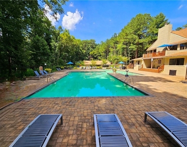 245 Seasons Parkway - Photo Thumbnail 24