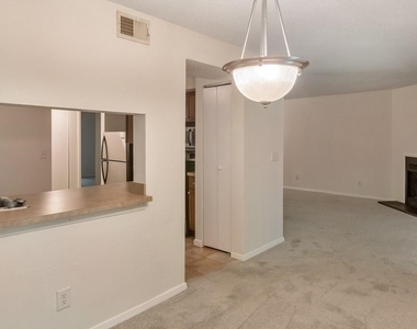 245 Seasons Parkway - Photo Thumbnail 15