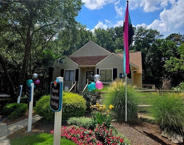 245 Seasons Parkway - Photo Thumbnail 23