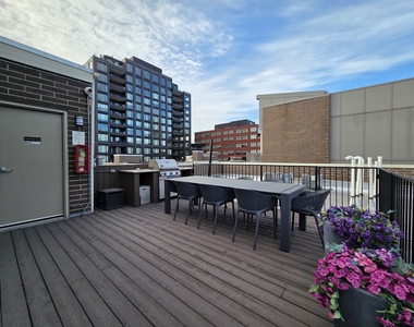 22 N Aberdeen Street - Photo Thumbnail 15