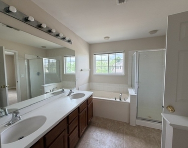 3740 Pope Court - Photo Thumbnail 7