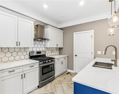 260 Manning Road Sw - Photo Thumbnail 12