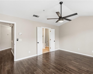 260 Manning Road Sw - Photo Thumbnail 19