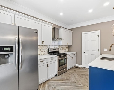 260 Manning Road Sw - Photo Thumbnail 11