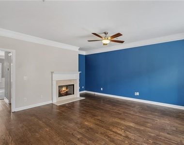 260 Manning Road Sw - Photo Thumbnail 5