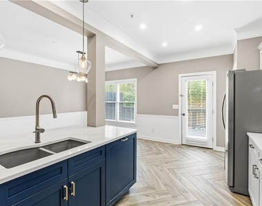 260 Manning Road Sw - Photo Thumbnail 14