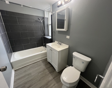 840 W 66th Street - Photo Thumbnail 6