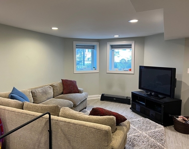 3625 N Hermitage Avenue - Photo Thumbnail 21
