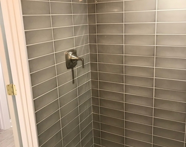 3625 N Hermitage Avenue - Photo Thumbnail 27