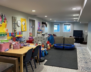 3625 N Hermitage Avenue - Photo Thumbnail 22