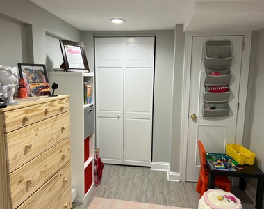 3625 N Hermitage Avenue - Photo Thumbnail 31