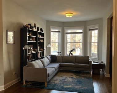 3625 N Hermitage Avenue - Photo Thumbnail 7
