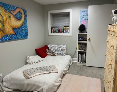 3625 N Hermitage Avenue - Photo Thumbnail 30